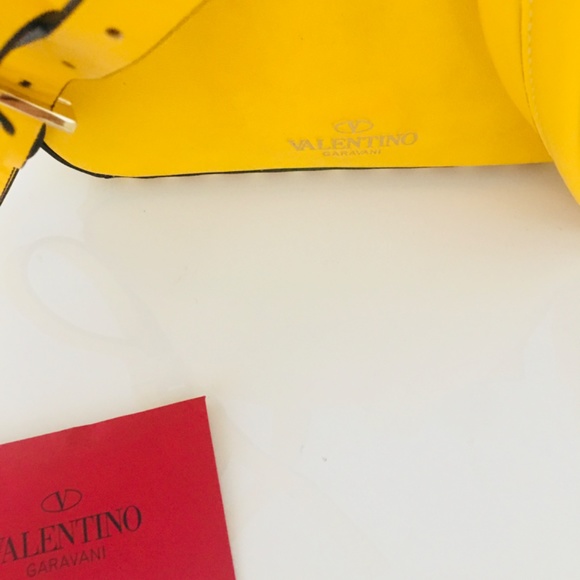 FASHION MINI ROCKSTUD BACKPACK LEATHER. main image 14